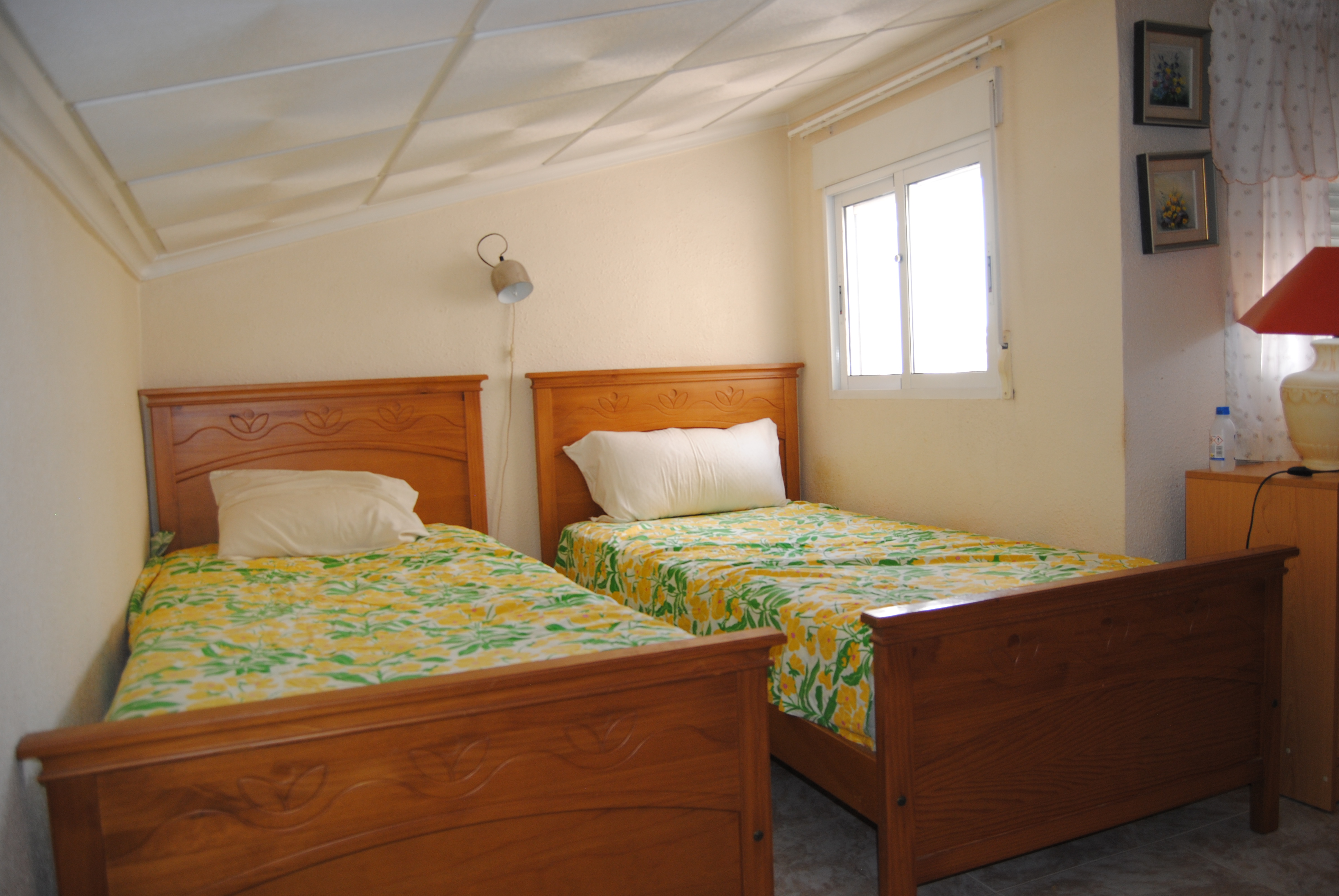 Bedroom in bungalow for sale in Torrevieja