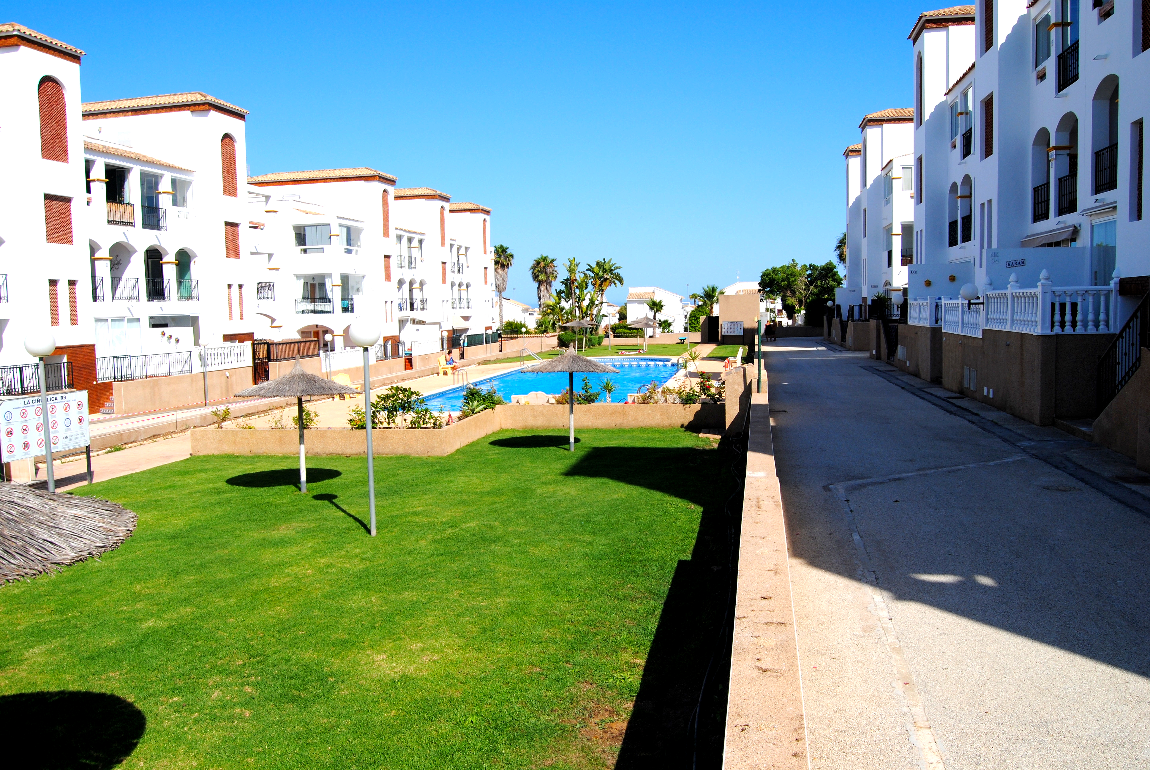 Kitchen in apartment for sale in Orihuela Costa