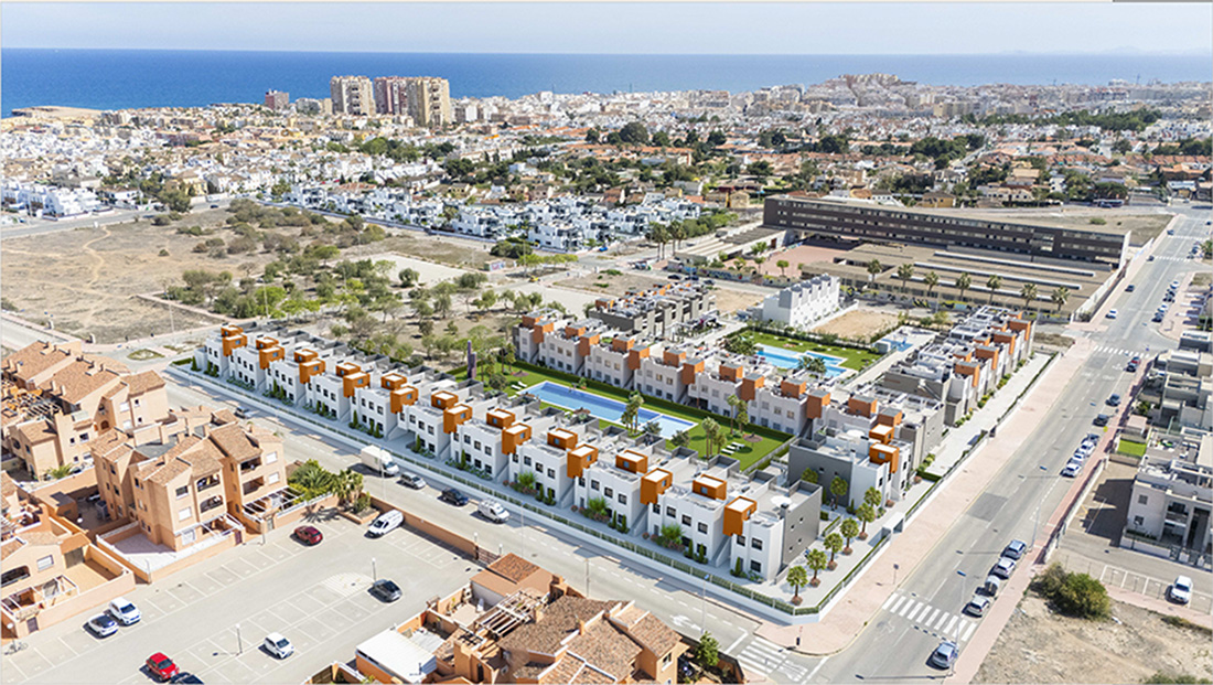 Located in the beautiful town of Torrevieja, this residential complex offers a variety of housing op - Image 1