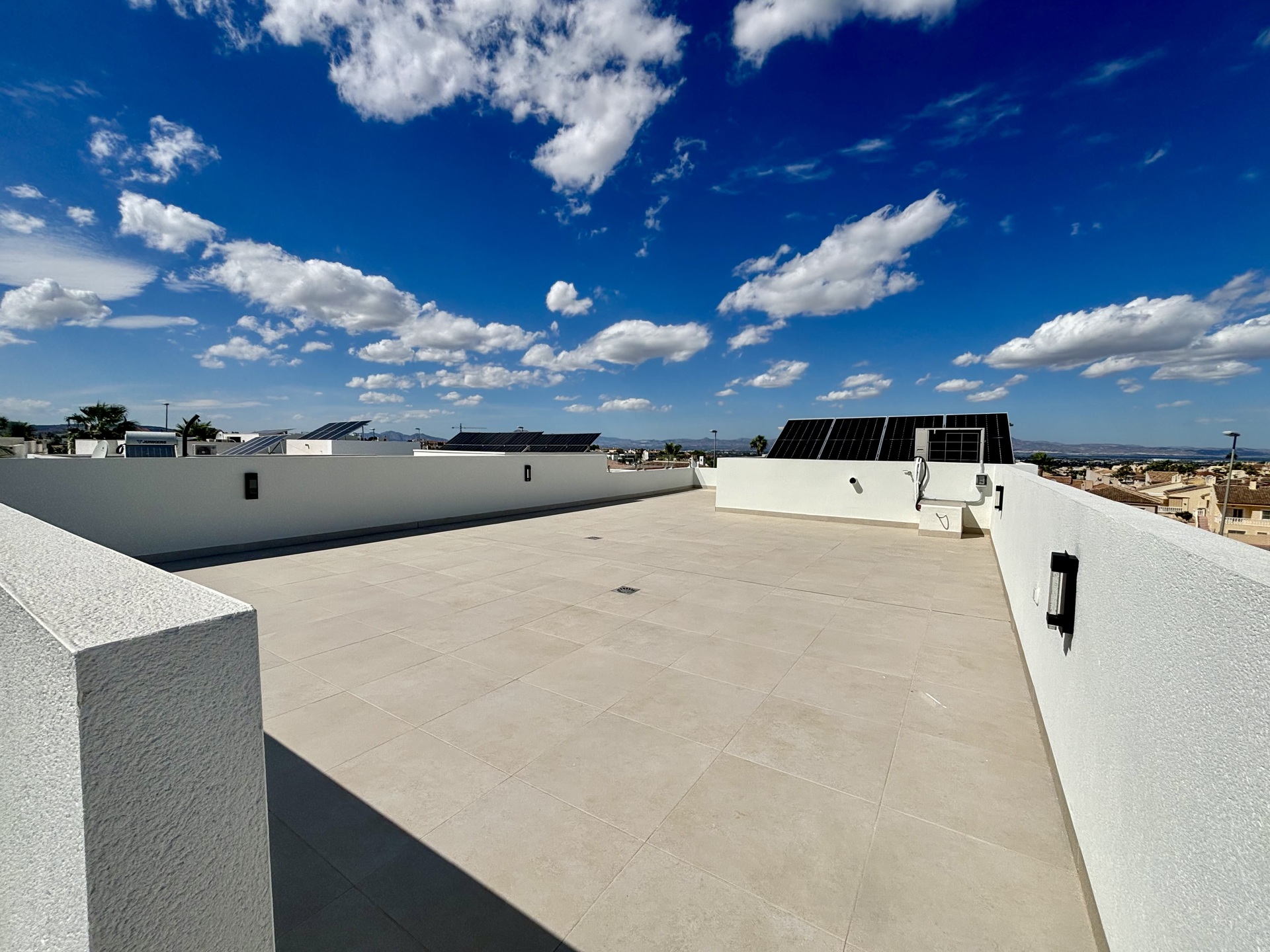 Located in the charming town of Benijófar, this exclusive collection of 8 detached homes offers an i