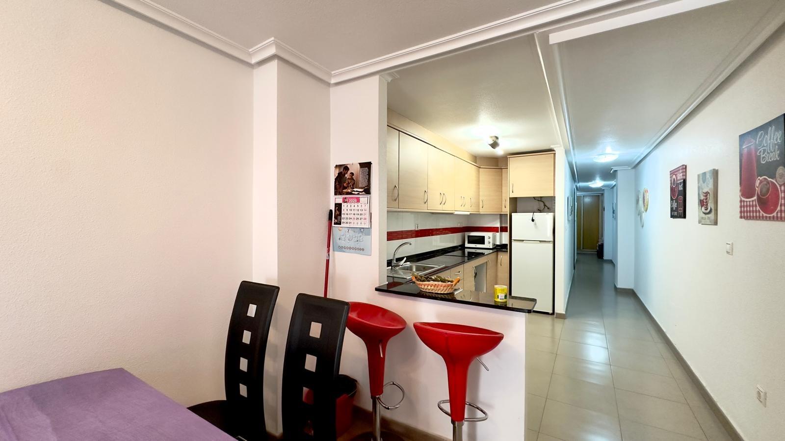 Cozy and functional 2-bedroom, 1-bathroom apartment on one of Torrevieja's most central and sought-a - Image 1