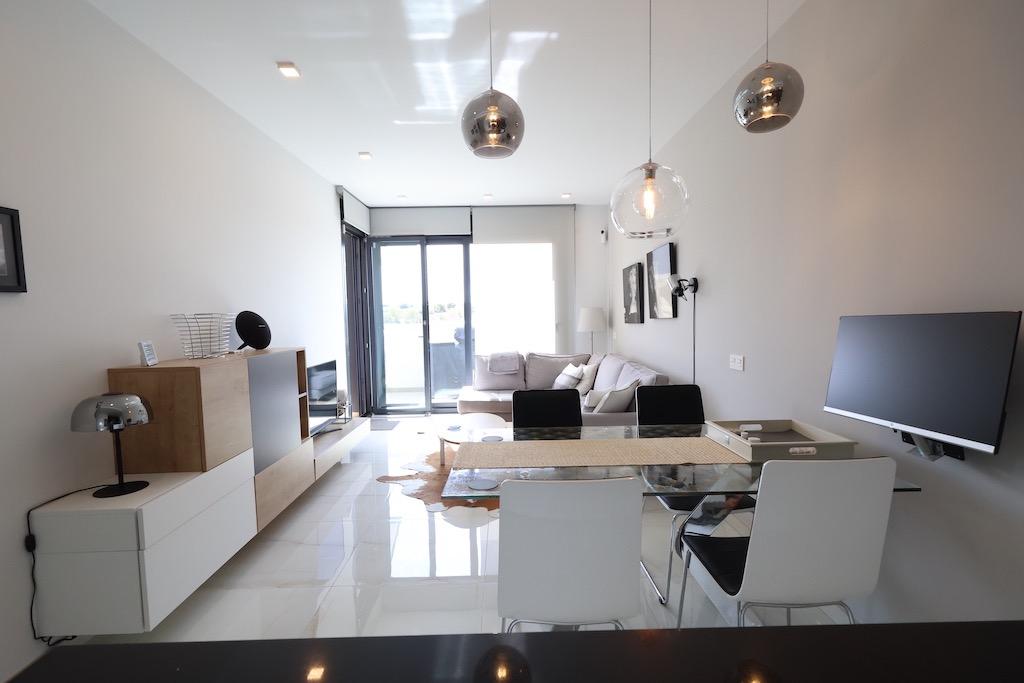 We present this bright and modern apartment on the second floor of the exclusive Amanecer 3 Resident - Image 1
