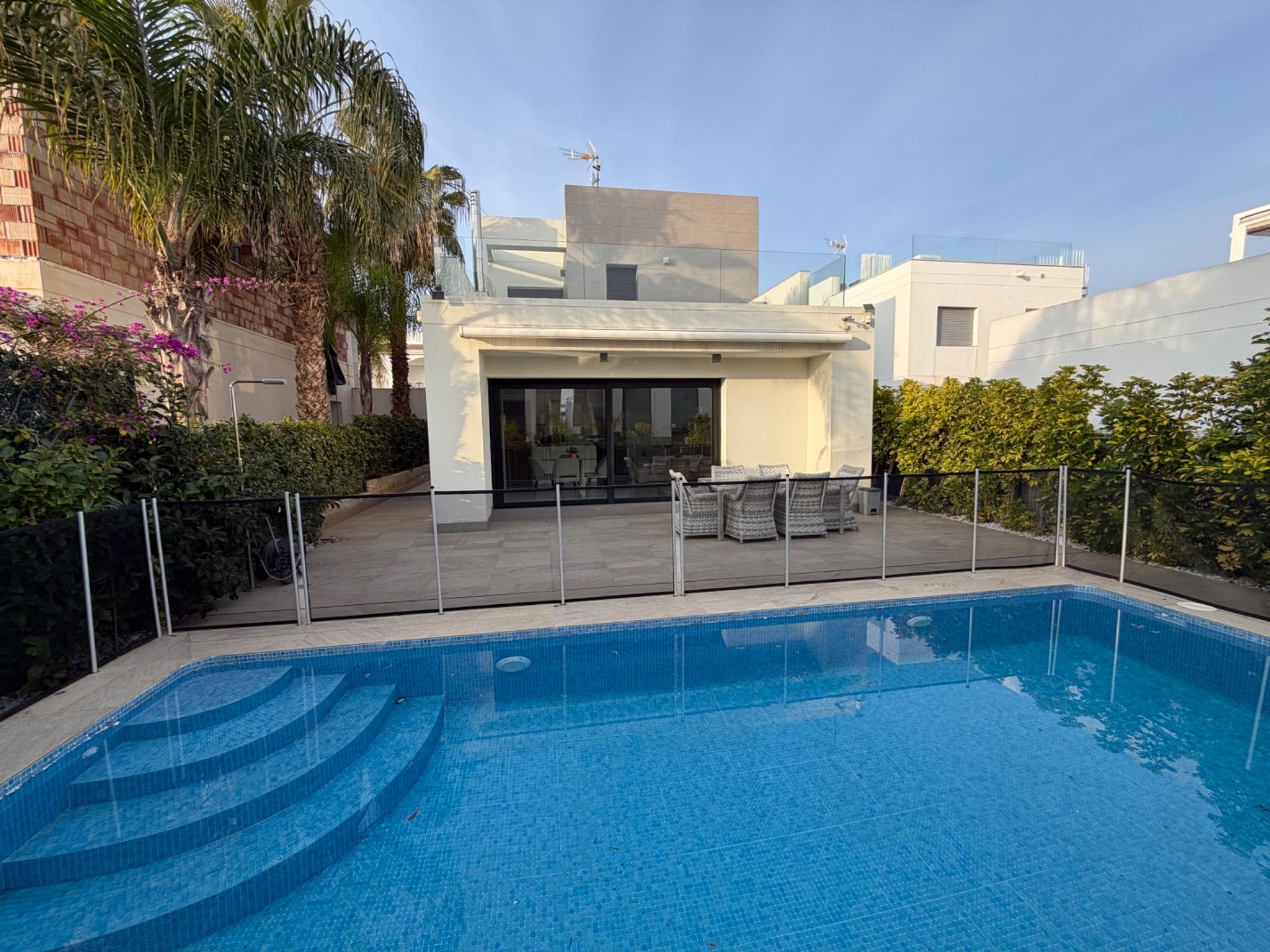 We are pleased to offer this beautiful modern detached villa, set in a quiet and well-located reside - Image 1