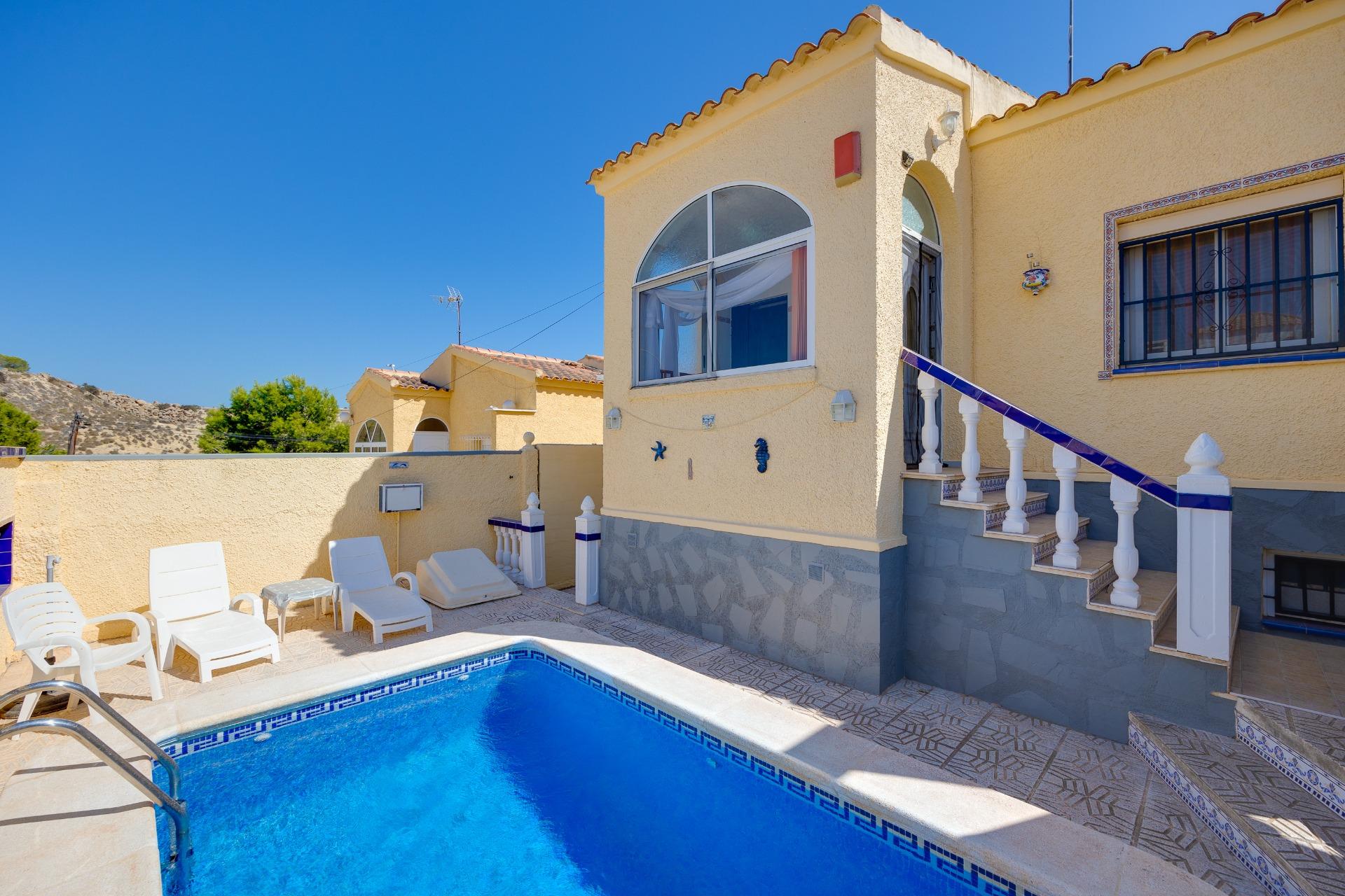 Bedrooms: 3, Bathrooms: 2, Villa in San Fulgencio, Alicante, Spain