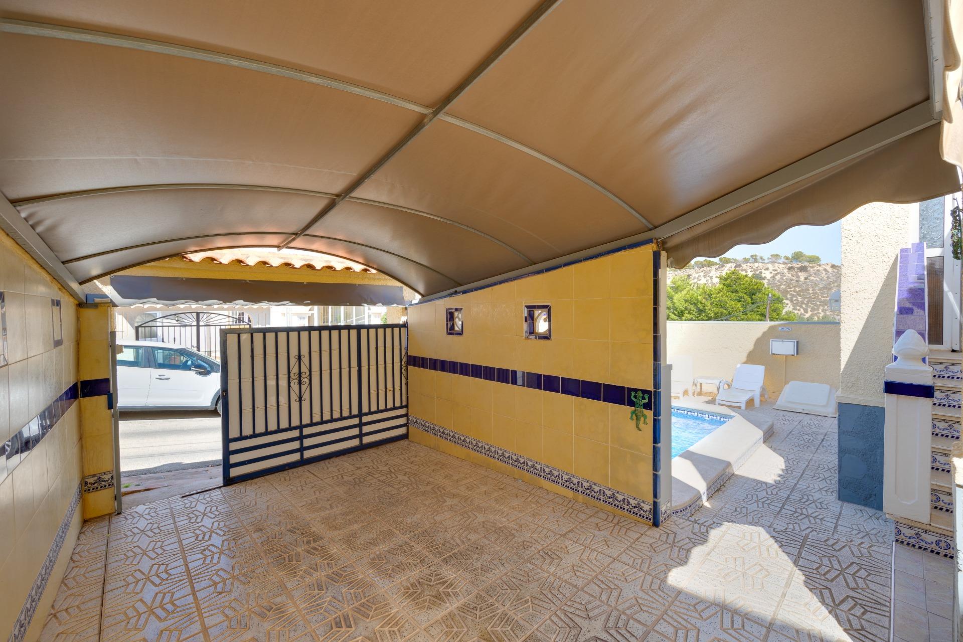 Bedrooms: 3, Bathrooms: 2, Villa in San Fulgencio, Alicante, Spain