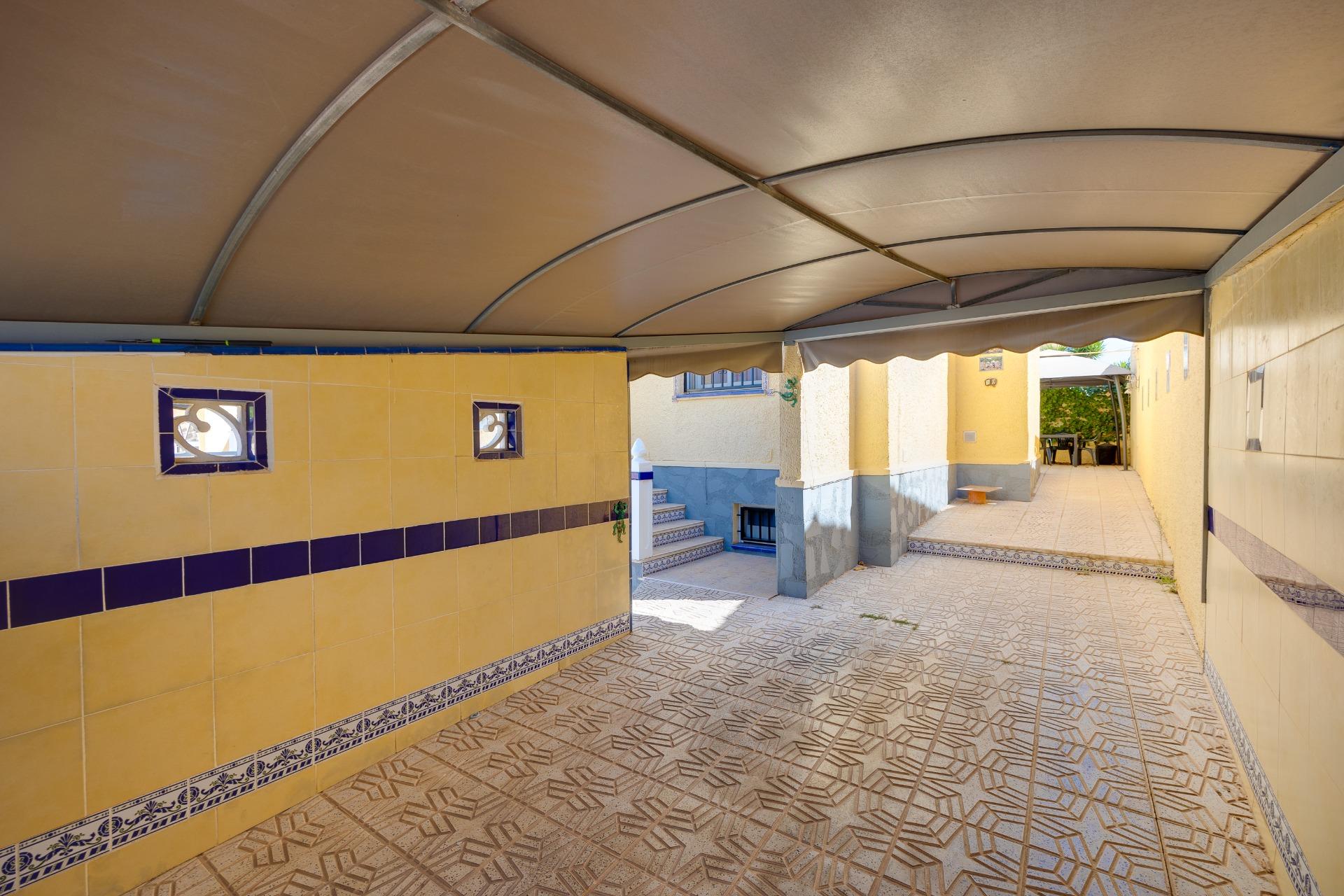 Bedrooms: 3, Bathrooms: 2, Villa in San Fulgencio, Alicante, Spain