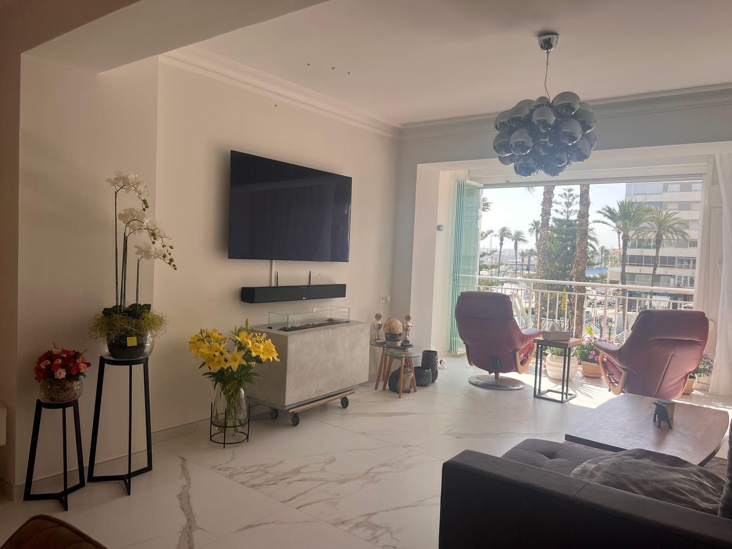 Bedrooms: 3, Bathrooms: 2, Apartment in Torrevieja, Alicante, Spain - Image 1