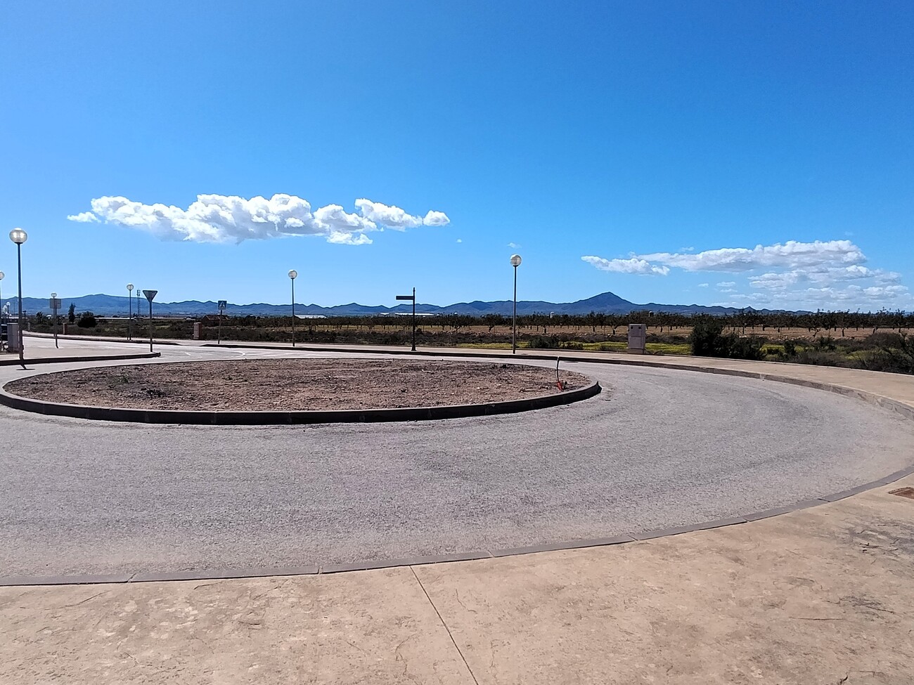 COMMERCIAL INFORMATION:- Urban land for sale, urbanization completed - Image 1