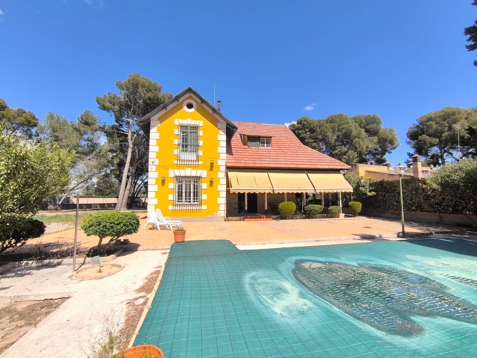Beautiful Villa from 1910 in an exclusive location - Image 1
