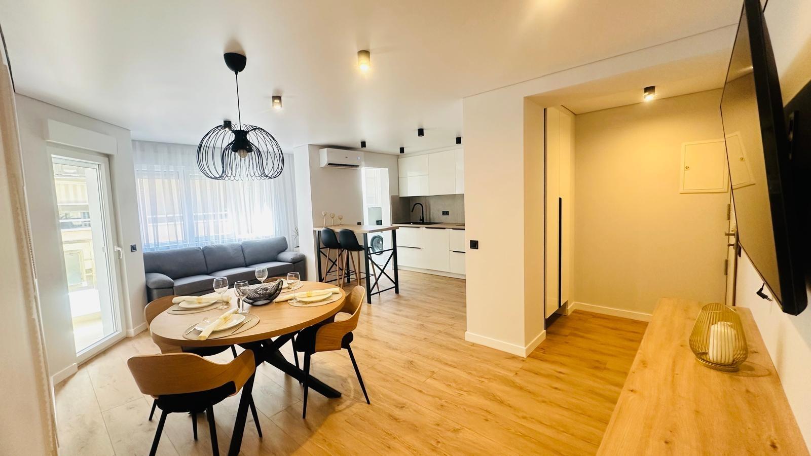 Modern lägenhet med 3 sovrum nära stranden i Torrevieja - Image 1