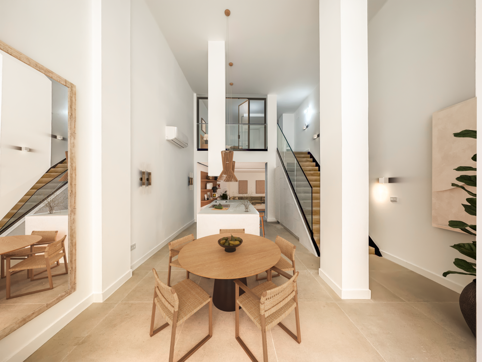 Renovated Apartment in Alicante Old Town In the heart of Alicante’s old town, this exclusive ground- - Image 1