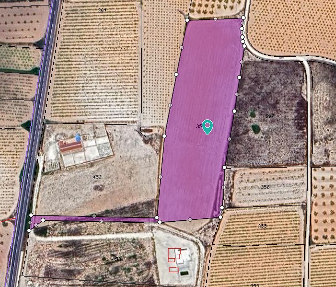 We have a large portfolio of properties in the Costa Blanca and Costa Calida areas, specialising in