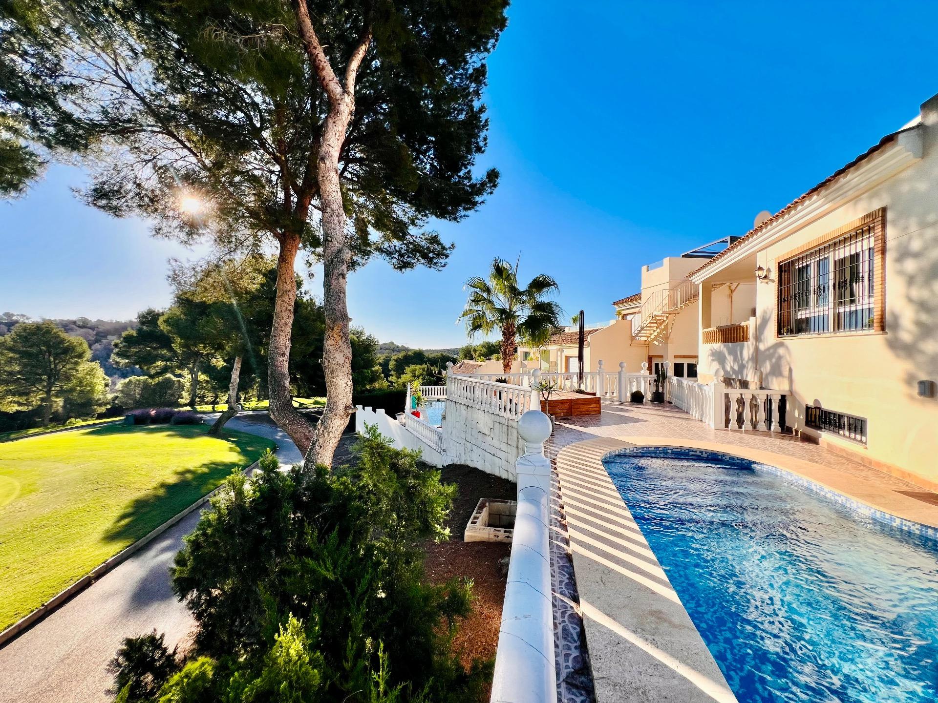 Villa with Private Pool and Spectacular Golf Views – Las Ramblas de Campoamor Magnificent detached v - Image 1